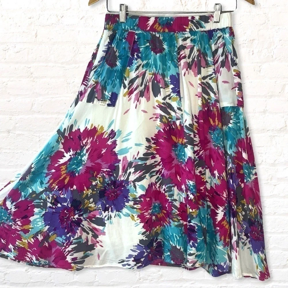 Old Navy Floral Pleated A-Line Skirt Size Small White Purple Pink Blue